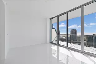 400 Central Ave, Saint Petersburg, FL 33701 - Photo 20