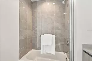 400 Central Ave, Saint Petersburg, FL 33701 - Photo 26