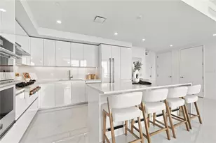 400 Central Ave, Saint Petersburg, FL 33701 - Photo 10