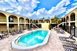 3206 W Azeele St, Tampa, FL 33609 - Photo 2