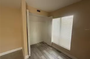 7601 Paula Dr, Tampa, FL 33615 - Photo 8