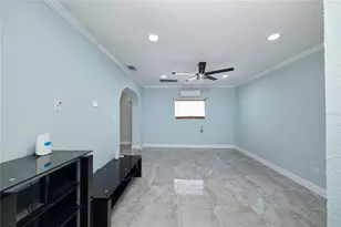 6804 N Hubert Ave, Tampa, FL 33614 - Photo 16