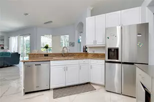 360 Cedarbrook Ct, Venice, FL 34292 - Photo 16