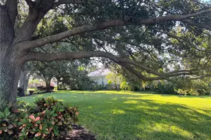 360 Cedarbrook Ct, Venice, FL 34292 - Photo 40