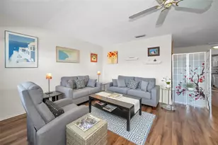 5969 Terrace Park Dr N, Saint Petersburg, FL 33709 - Photo 8