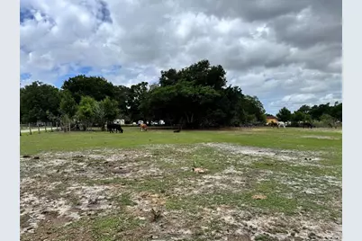 1804 Zipperer Road, Bradenton, FL 34212 - Photo 2