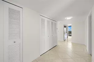 9425 Blind Pass Rd, Saint Pete Beach, FL 33706 - Photo 6