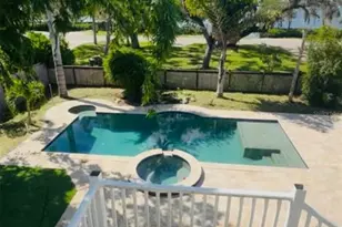 1740 Bayshore Dr, Terra Ceia, FL 34250 - Photo 1