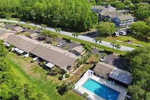 3135 Charter Club Dr, Tarpon Springs, FL 34688 - Photo 26
