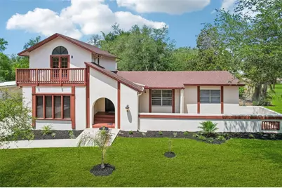 118 N Greenfield Avenue, Temple Terrace, FL 33617 - Photo 1