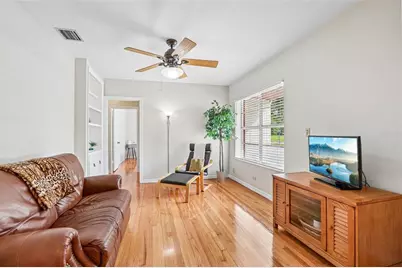 118 N Greenfield Avenue, Temple Terrace, FL 33617 - Photo 6