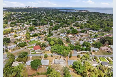 811 Bay Vista Boulevard S, Saint Petersburg, FL 33705 - Photo 34