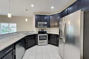 36 Alicante Ct, Kissimmee, FL 34758 - Photo 8