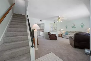 12465 Monarch Circle, Seminole, FL 33772 - Photo 6