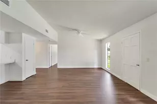 502 Euclid Ave, Seffner, FL 33584 - Photo 16