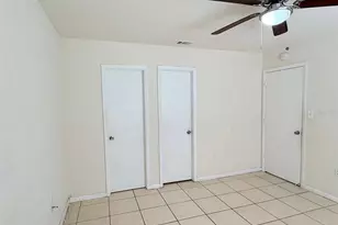 2615 E Curtis St, Tampa, FL 33610 - Photo 10