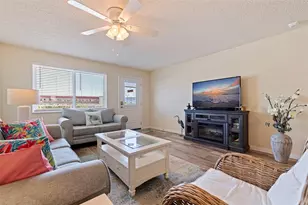 2960 59th Street S, Gulfport, FL 33707 - Photo 8