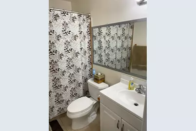 2725 Hidden Lake Boulevard #C, Sarasota, FL 34237 - Photo 10