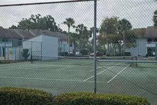 2025 Lakewood Club Dr S, Saint Petersburg, FL 33712 - Photo 22