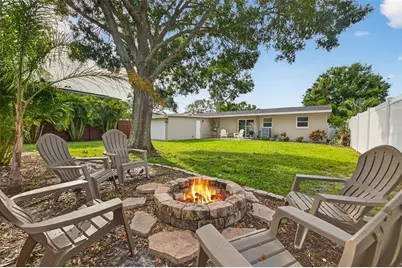 637 41st Avenue NE, Saint Petersburg, FL 33703 - Photo 26