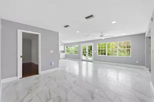 1840 Salem Ct, Dunedin, FL 34698 - Photo 10