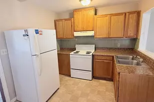 2835 Dr Martin Luther King Jr Street S, Saint Petersburg, FL 33705 - Photo 6