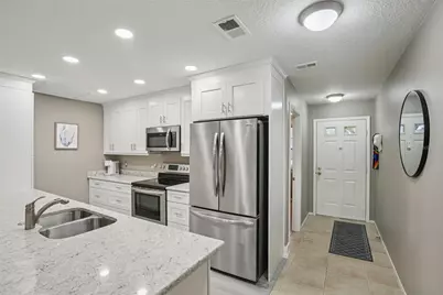 39650 US Highway 19 Highway N #135, Tarpon Springs, FL 34689 - Photo 4