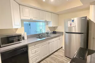 3357 38th St S, Saint Petersburg, FL 33711 - Photo 8