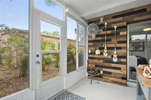 854 Sky Loch Dr N, Dunedin, FL 34698 - Photo 22