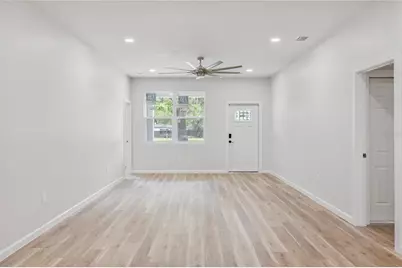 809 E 131st Ave, Tampa, FL 33612 - Photo 22