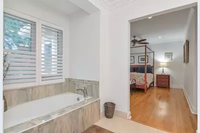 135 25th Avenue NE, Saint Petersburg, FL 33704 - Photo 26