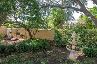 135 25th Avenue NE, Saint Petersburg, FL 33704 - Photo 44