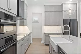 2905 W San Carlos St, Tampa, FL 33629 - Photo 2