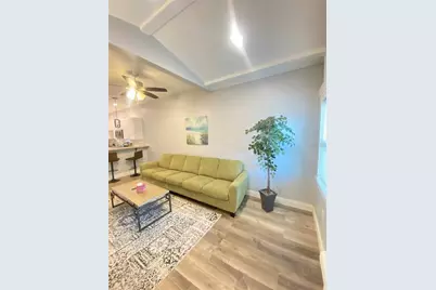 808 Grove Street N #808, Saint Petersburg, FL 33701 - Photo 4