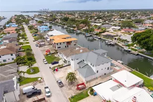 2071 Illinois Ave NE, Saint Petersburg, FL 33703 - Photo 52