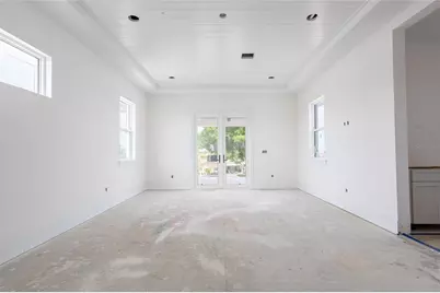 2071 Illinois Avenue NE, Saint Petersburg, FL 33703 - Photo 26
