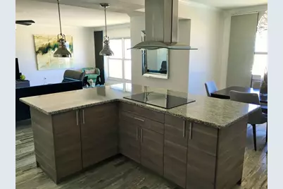 5000 Gulf Boulevard #303, Saint Petersburg, FL 33706 - Photo 12