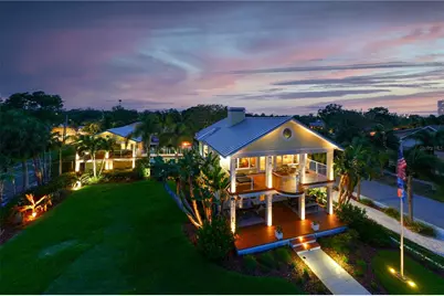 1803 Beach Drive SE, Saint Petersburg, FL 33705 - Photo 4