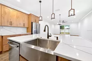 4413 W Gray St, Tampa, FL 33609 - Photo 6