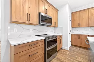 4413 W Gray St, Tampa, FL 33609 - Photo 8