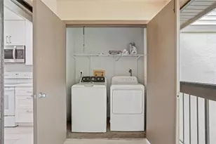 130 Woodlake Wynde, Oldsmar, FL 34677 - Photo 12