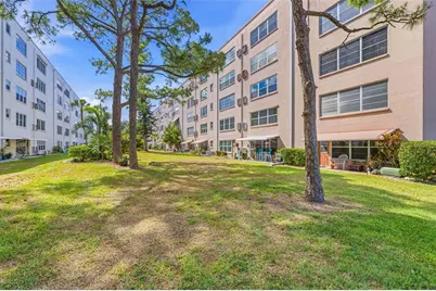 5521 80th Street N #212, Saint Petersburg, FL 33709 - Photo 30