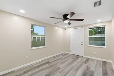 903 Vine Avenue, Clearwater, FL 33755 - Photo 10