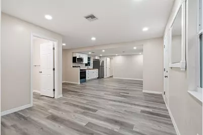 903 Vine Avenue, Clearwater, FL 33755 - Photo 6