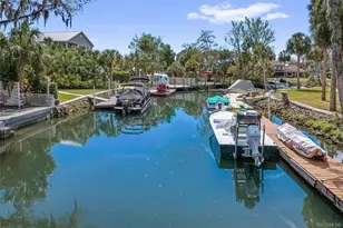 1637 SE Paradise Cir, Crystal River, FL 34429 - Photo 36