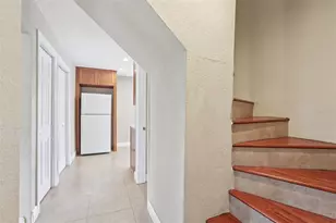 2222 51st St S, Gulfport, FL 33707 - Photo 20