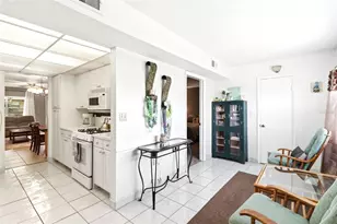 10034 64th Ave N, Saint Petersburg, FL 33708 - Photo 10