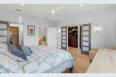 125 23rd Avenue NE, Saint Petersburg, FL 33704 - Photo 20