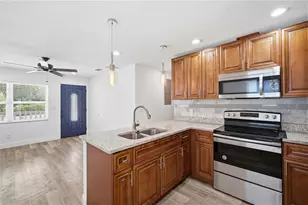 38714 Island Ave, Dade City, FL 33525 - Photo 10