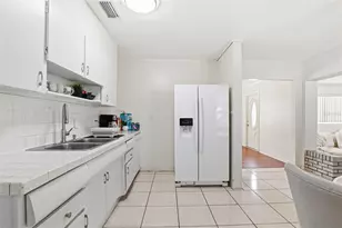 3663 22nd Ave N, Saint Petersburg, FL 33713 - Photo 8